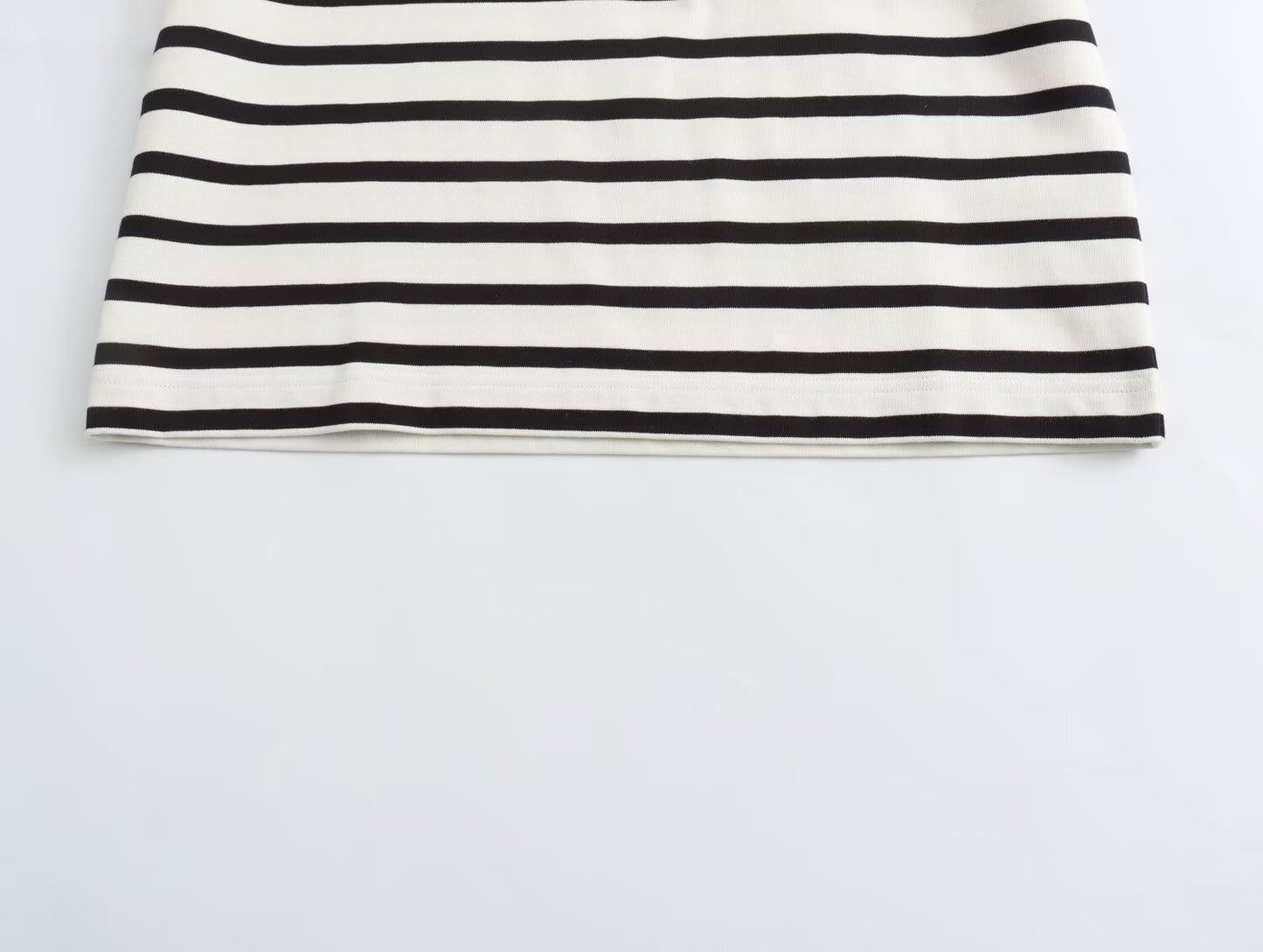 2025 summer women's basic style color blocked T-shirt casual O Neck striped T-shirt retro short sleeved women's T-shirt chic top