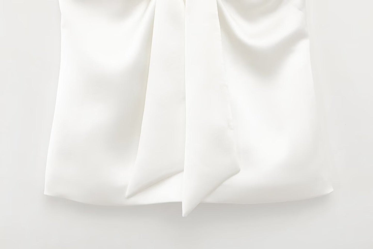 Women's 2025 new fashion bow decoration slim satin texture strapless top retro sleeveless backless women's vest chic top