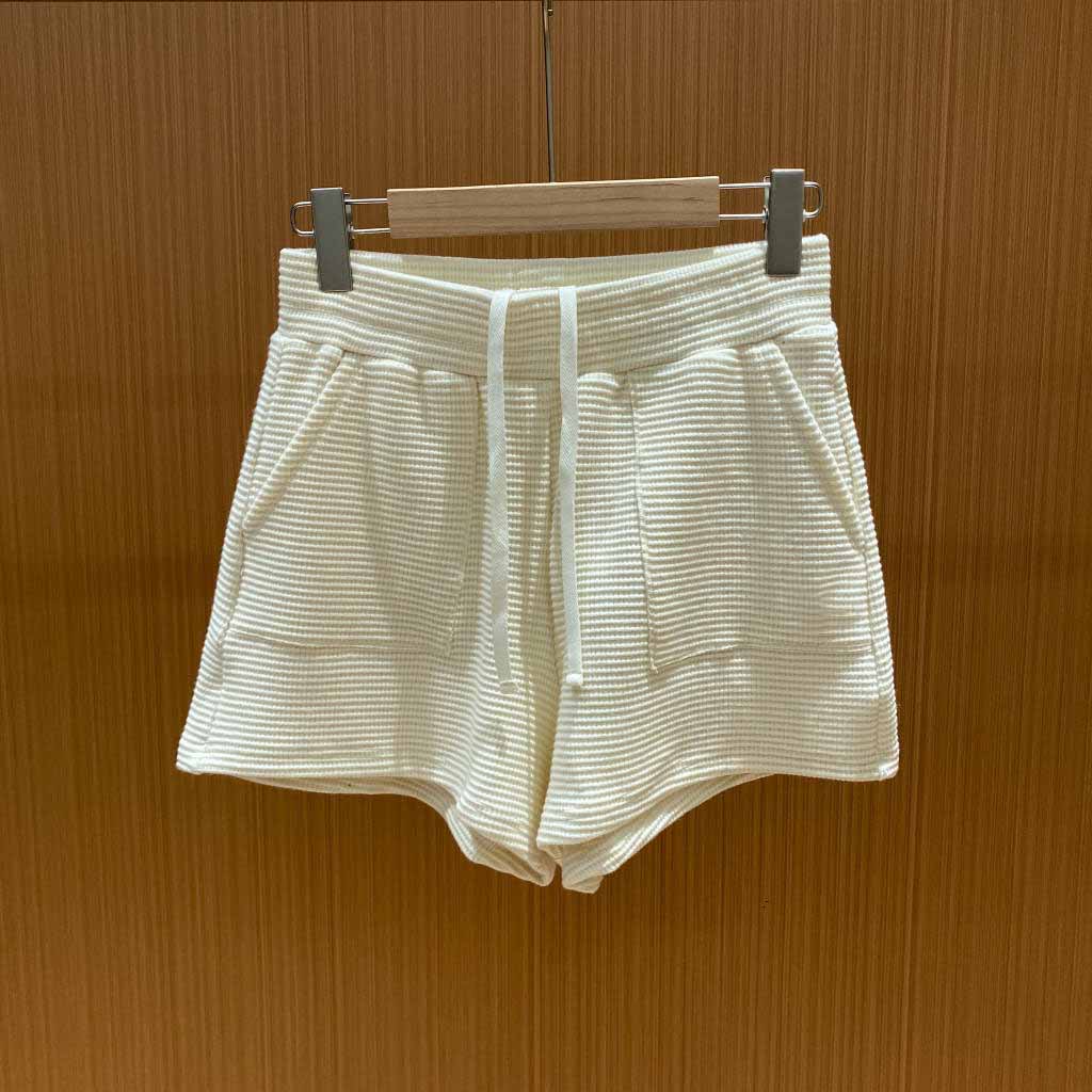 Women's New Fashion, Leisure, Joker Exercise Training, Fitness and Yoga Shorts, Breathable Pants for Women Running in Summer.