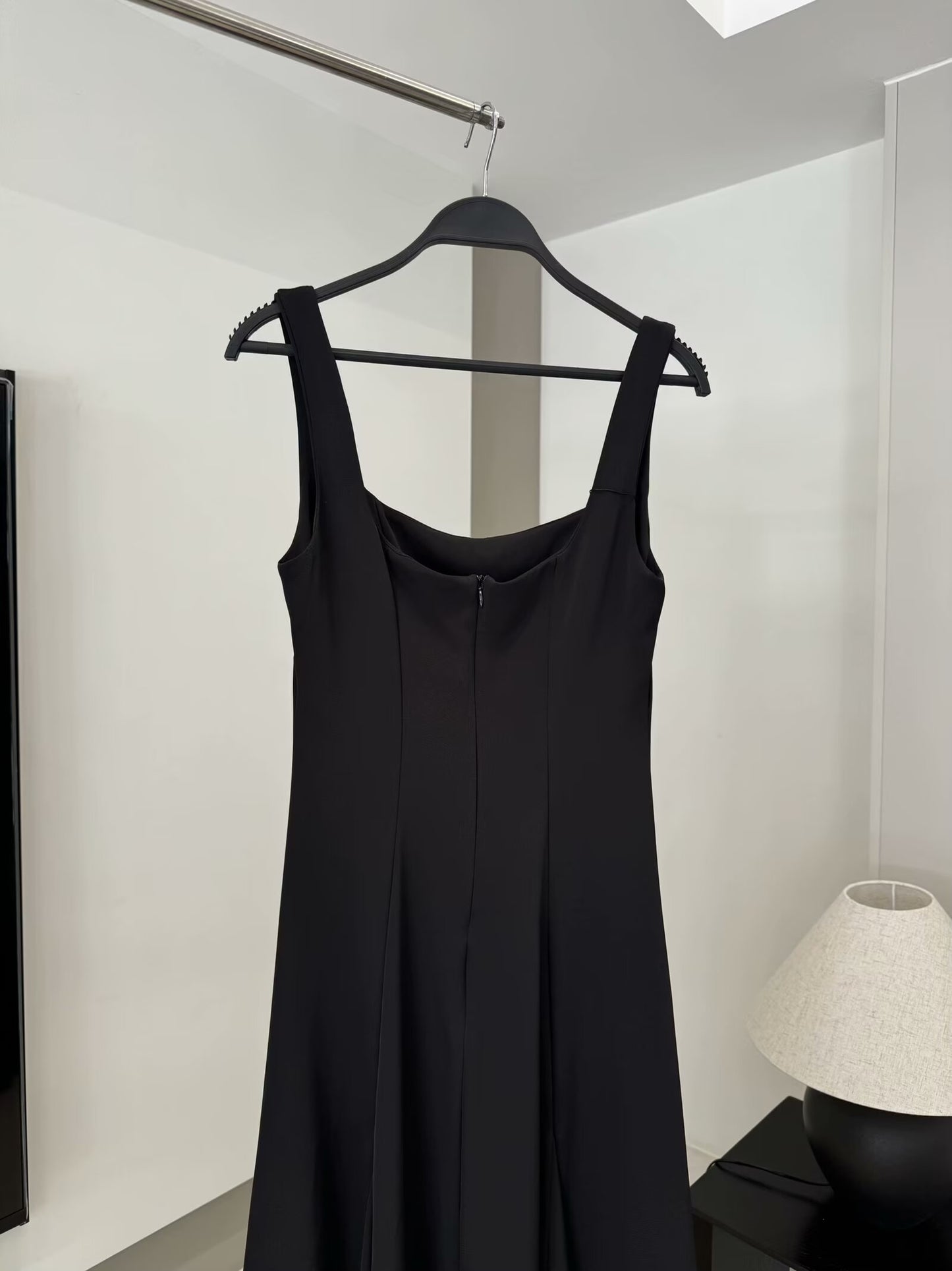 Women's 2025 chic fashion wide shoulder strap square neck midi dress retro women's dress