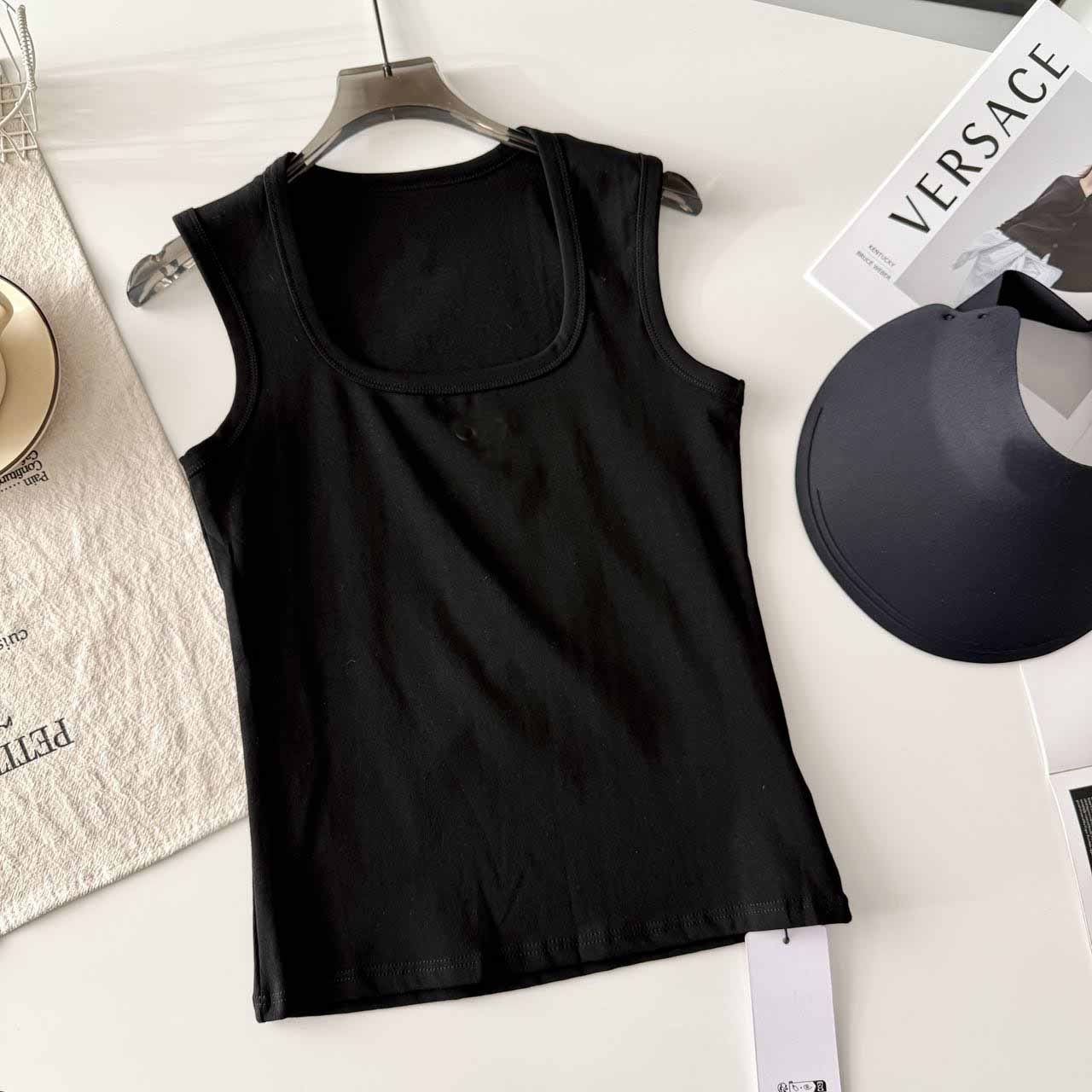 Women 2025 New Fashion Matching Wear alone or as an inner layer High-quality ribbed fabric
