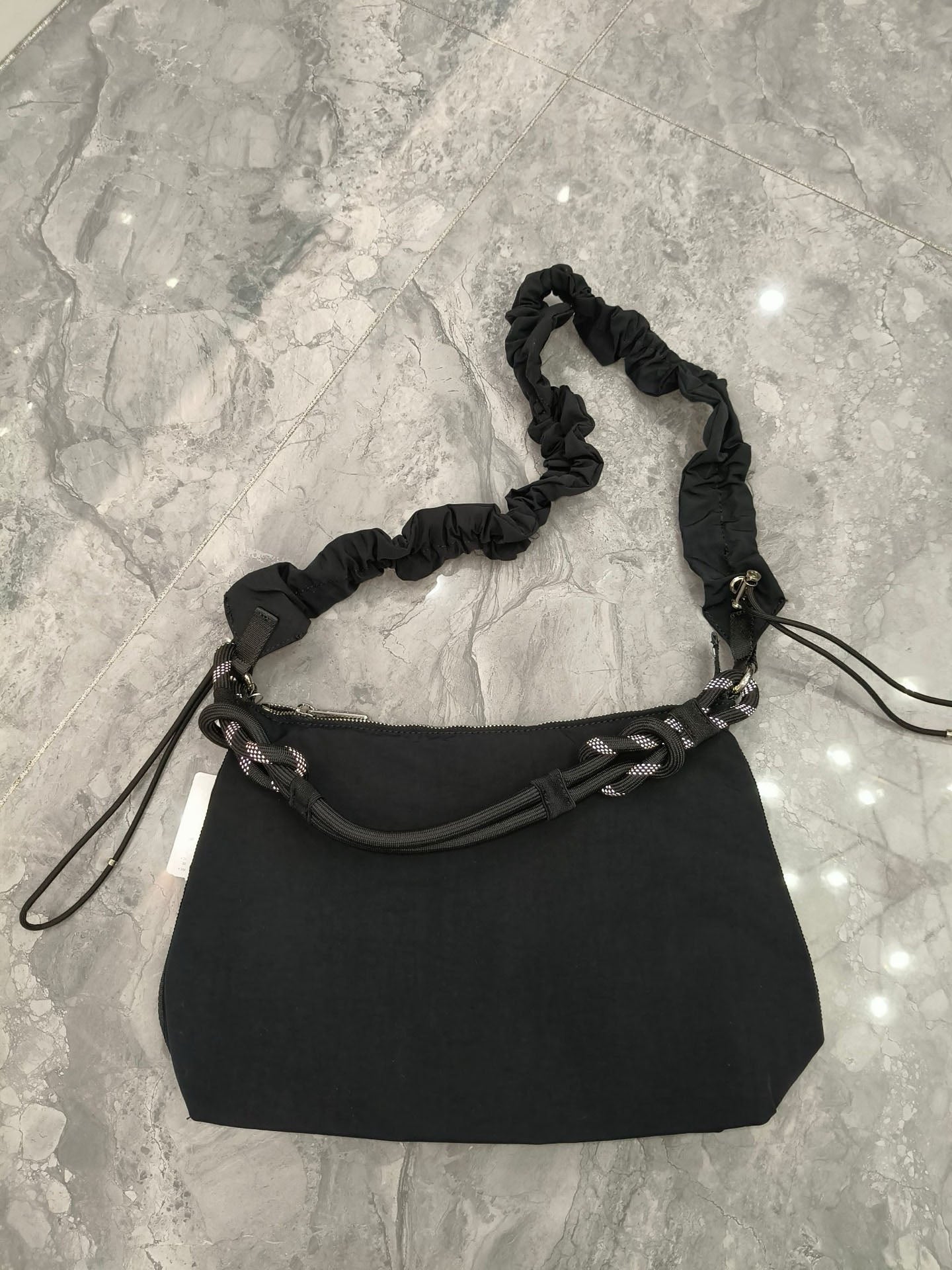 LU Women's new adjustable shoulder strap slung shoulder bag