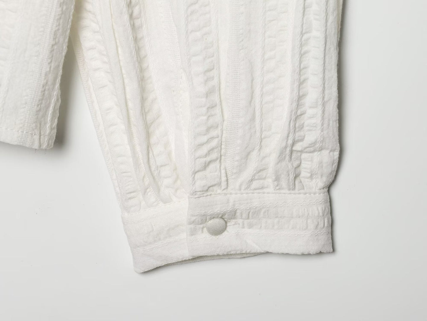 Women's pleated lace decorative casual shirt