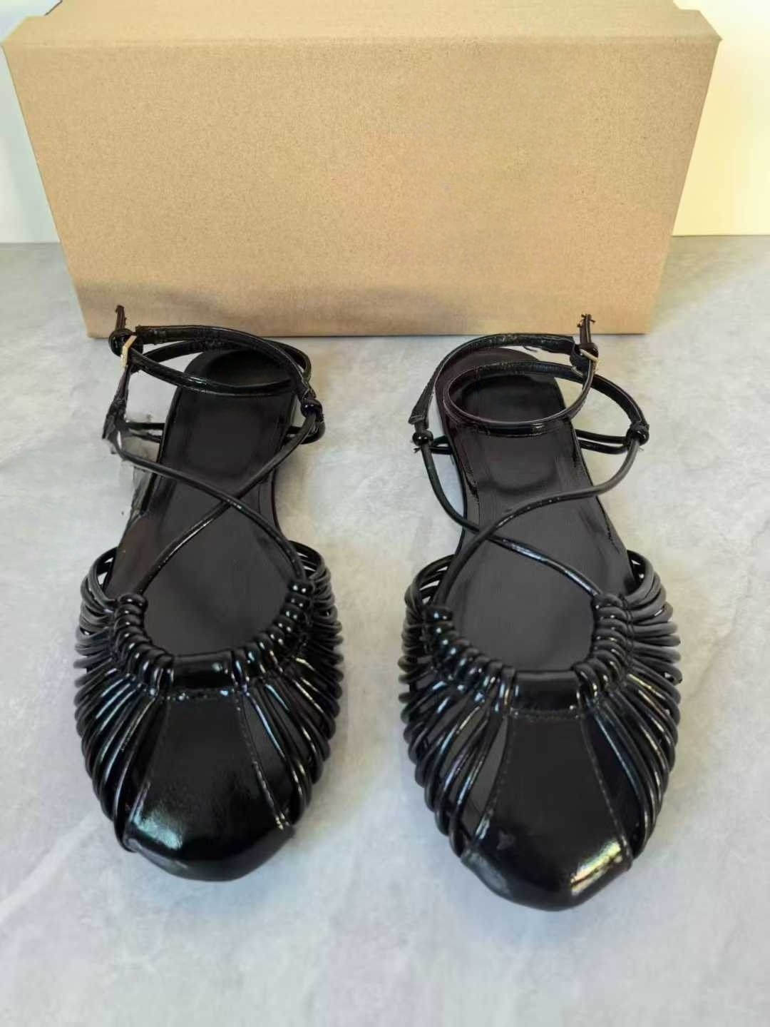 Women's Shoes 2026 New Style Closed-Toe Woven Hollow-Out Sandals Flat Shoes