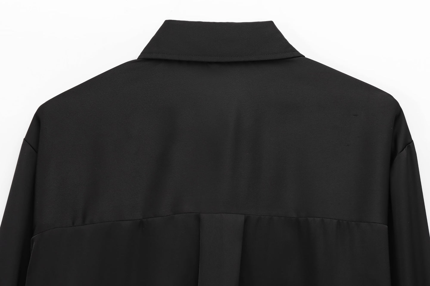 Women's New World Bank Temperament Joker Metal Button Blouses Retro Long Sleeve Button Blouses Chic Tops.