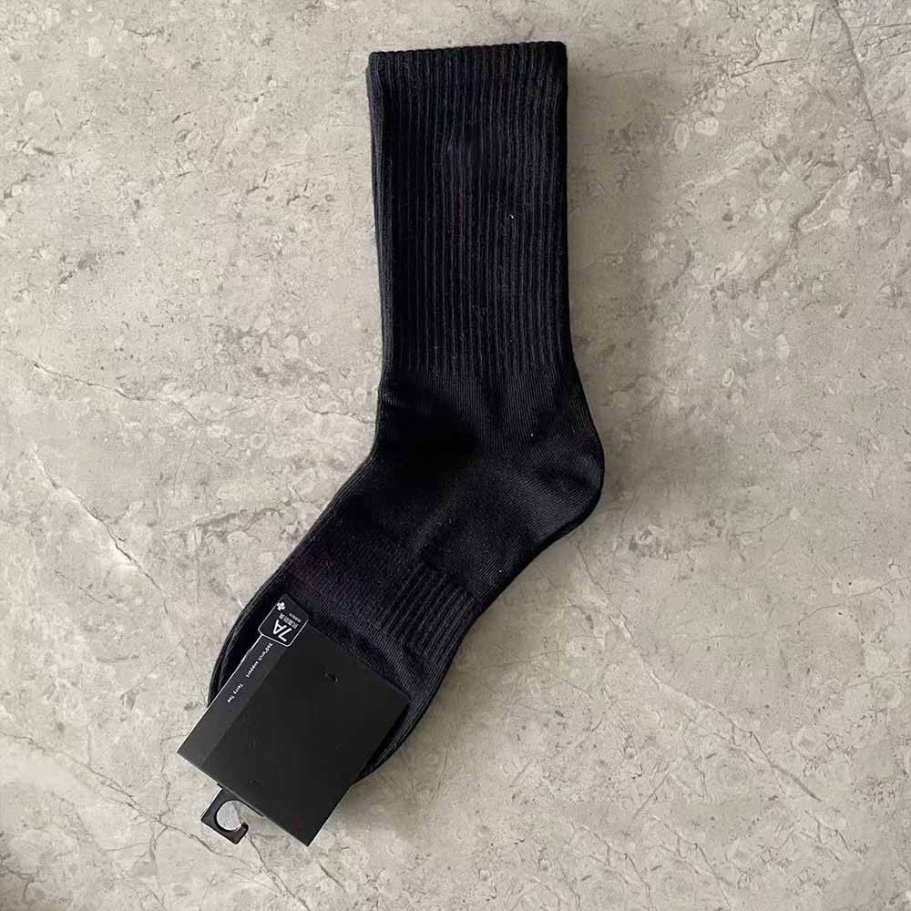 Men's and Women's New Socks Three Bars Fashion Joker Pile Socks, Embroidered Socks Black, White, Gray and Solid Color Leisure Socks.