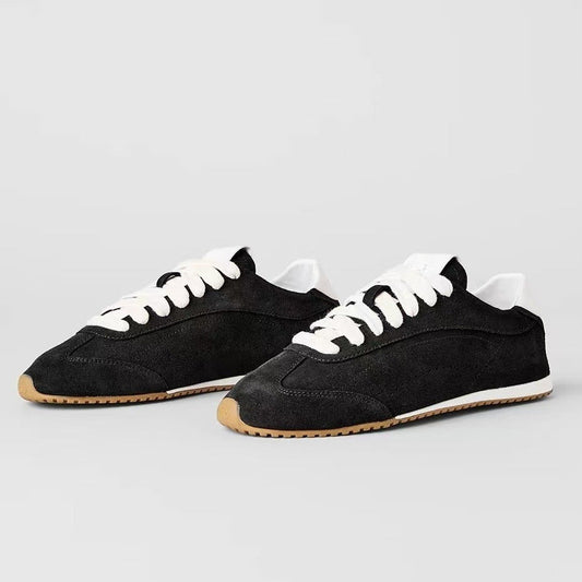 Women's new sports and leisure shoes suede low-cut thin-soled sneakers have a shoe box