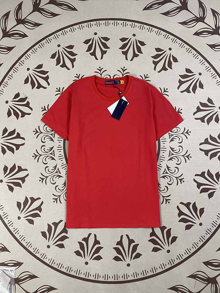 Men and Women with The Same New Fashion Joker Casual Cotton T-shirt with Short Sleeves and Round Neck.