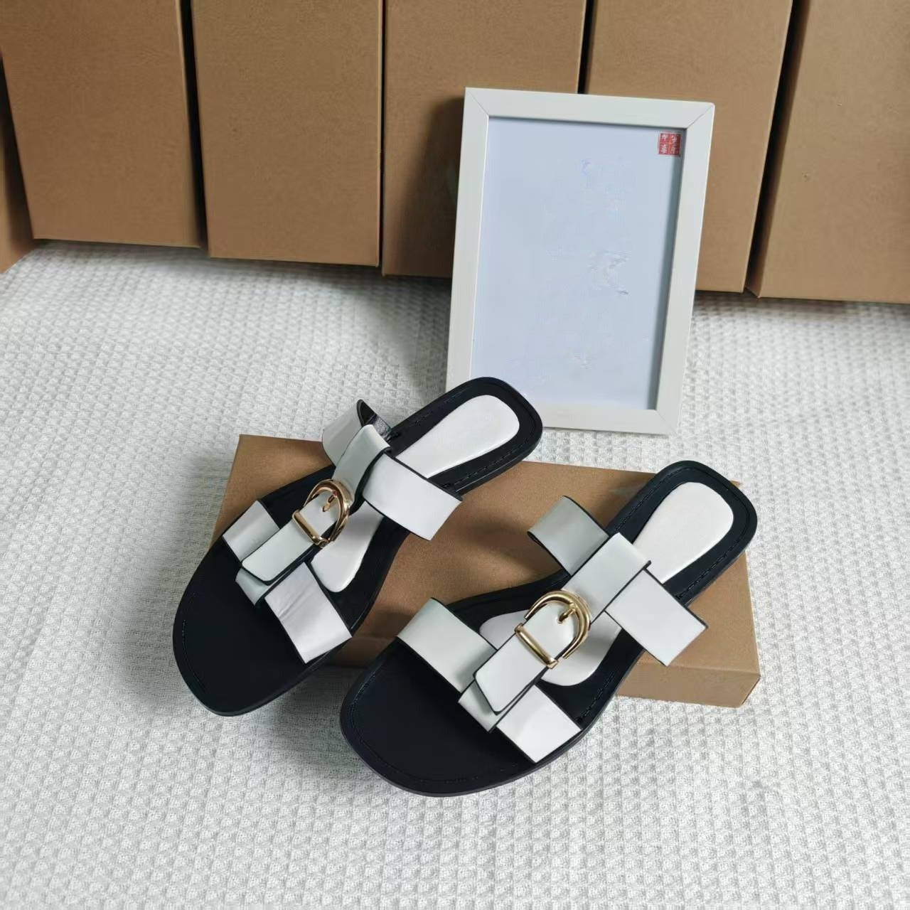 Women's new fashion casual thin-soled slippers