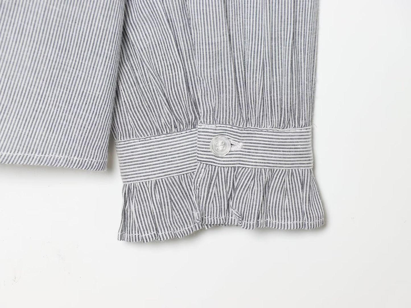 Women's bow decoration long sleeved striped top