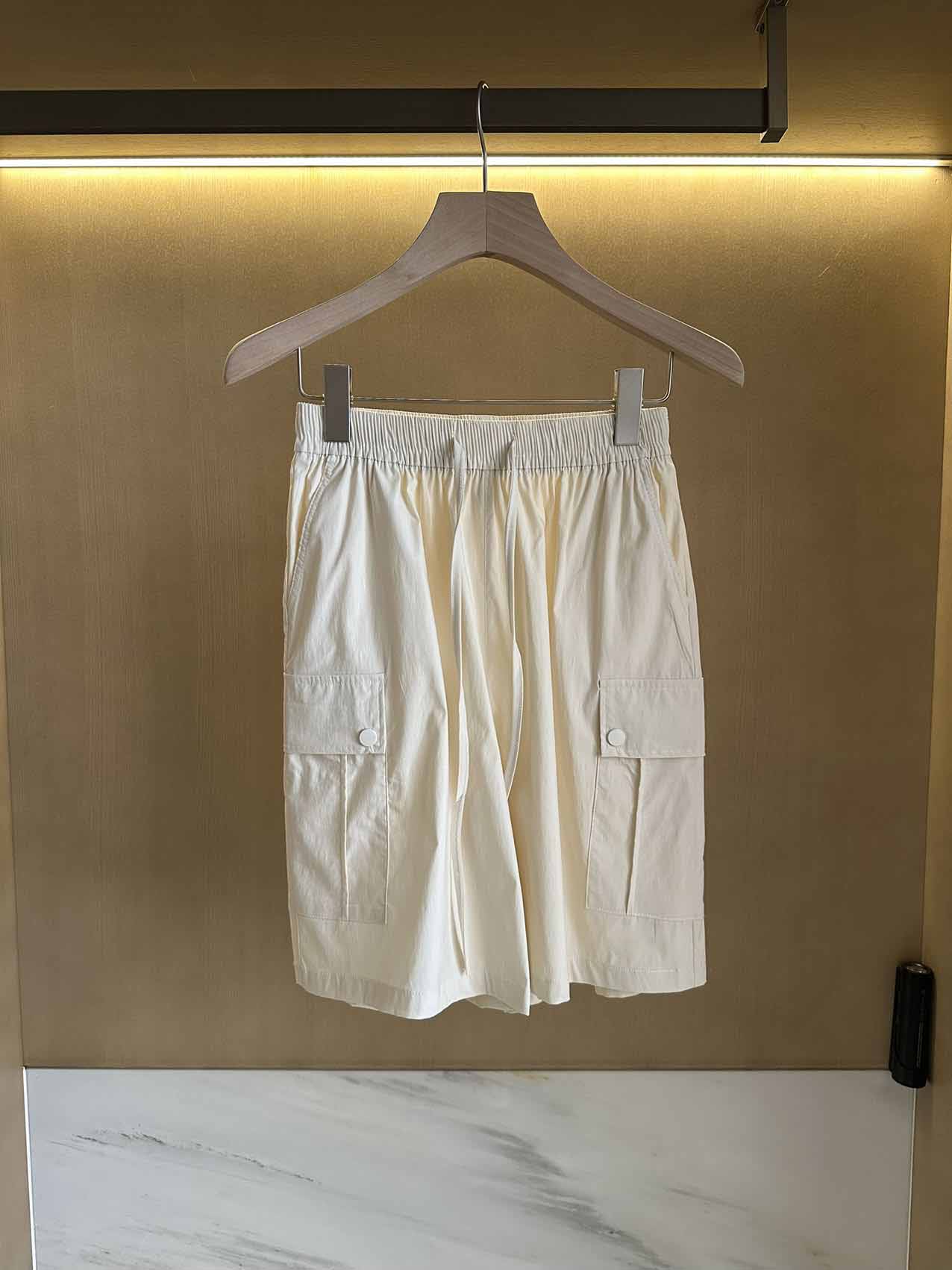 Women's 2025 New Fashion Joker Elastic Waist Quick-drying Sports Casual Shorts