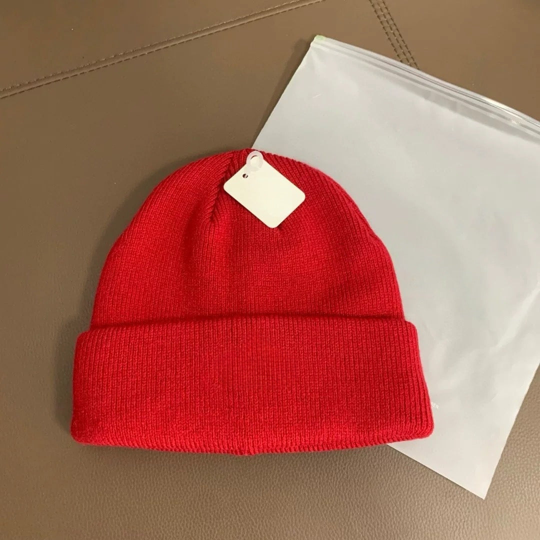 Joker padded warm windproof wool hat in autumn and winter.