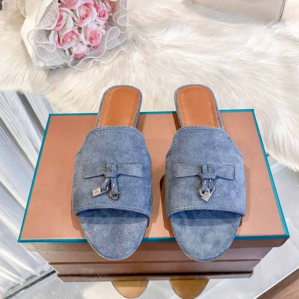 Women's New Temperament Joker Velvet Tassel Pendant Decorated with Thin Slippers and Sandals.