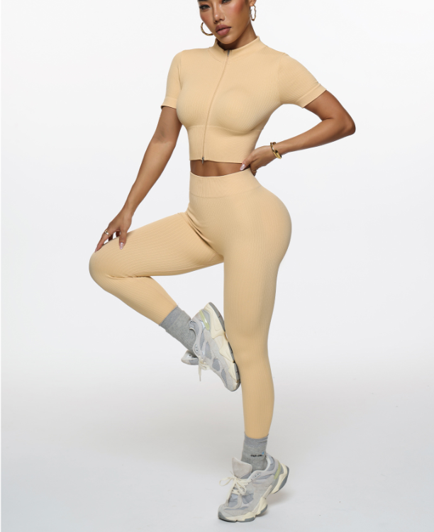 Women's New Fashion Joker Sports Bra Yoga Pants Long-sleeved Jacket Short-sleeved Tight Training Vest Six-piece Yoga Clothes.