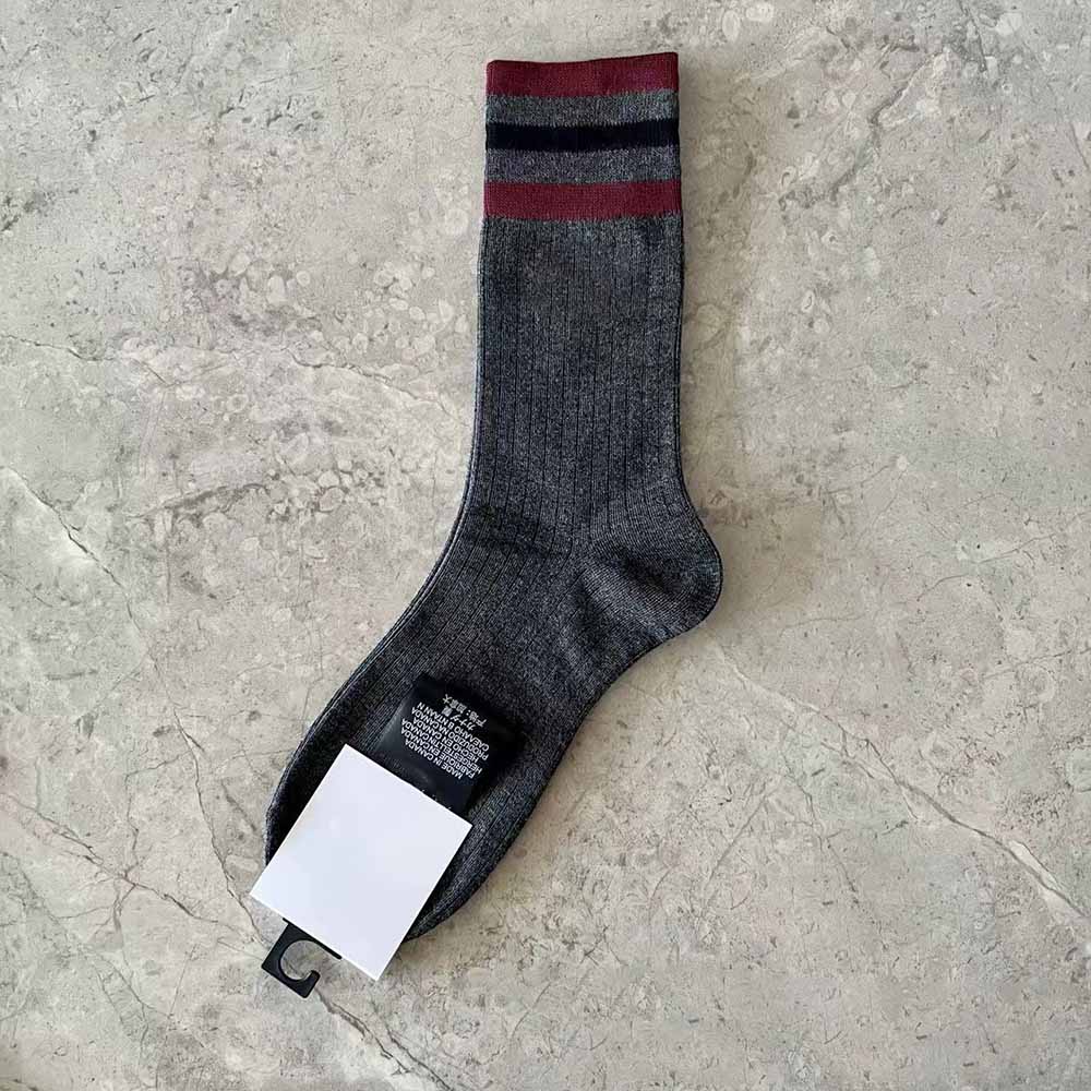 Men's and Women's New Socks Three Bars Fashion Joker Pile Socks, Embroidered Socks Black, White, Gray and Solid Color Leisure Socks.