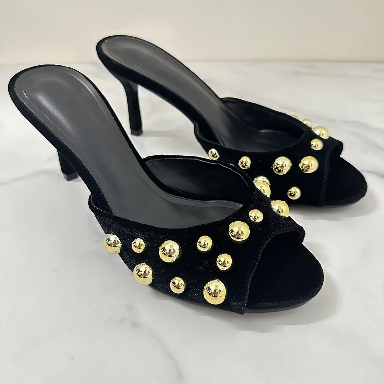 Women's 2025 New Fashion Joker Rivet Slippers Women Wear Round Toe High Heels Sandals.