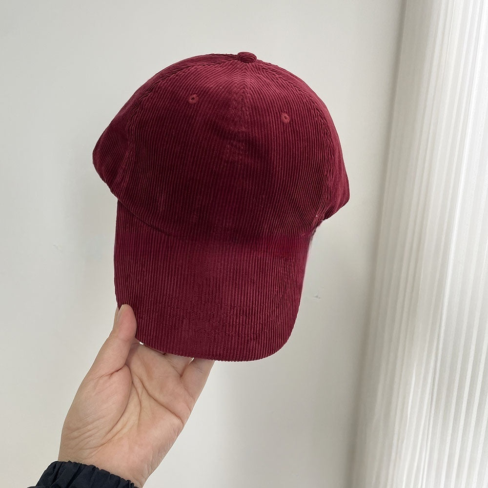 New corduroy baseball cap in autumn and winter