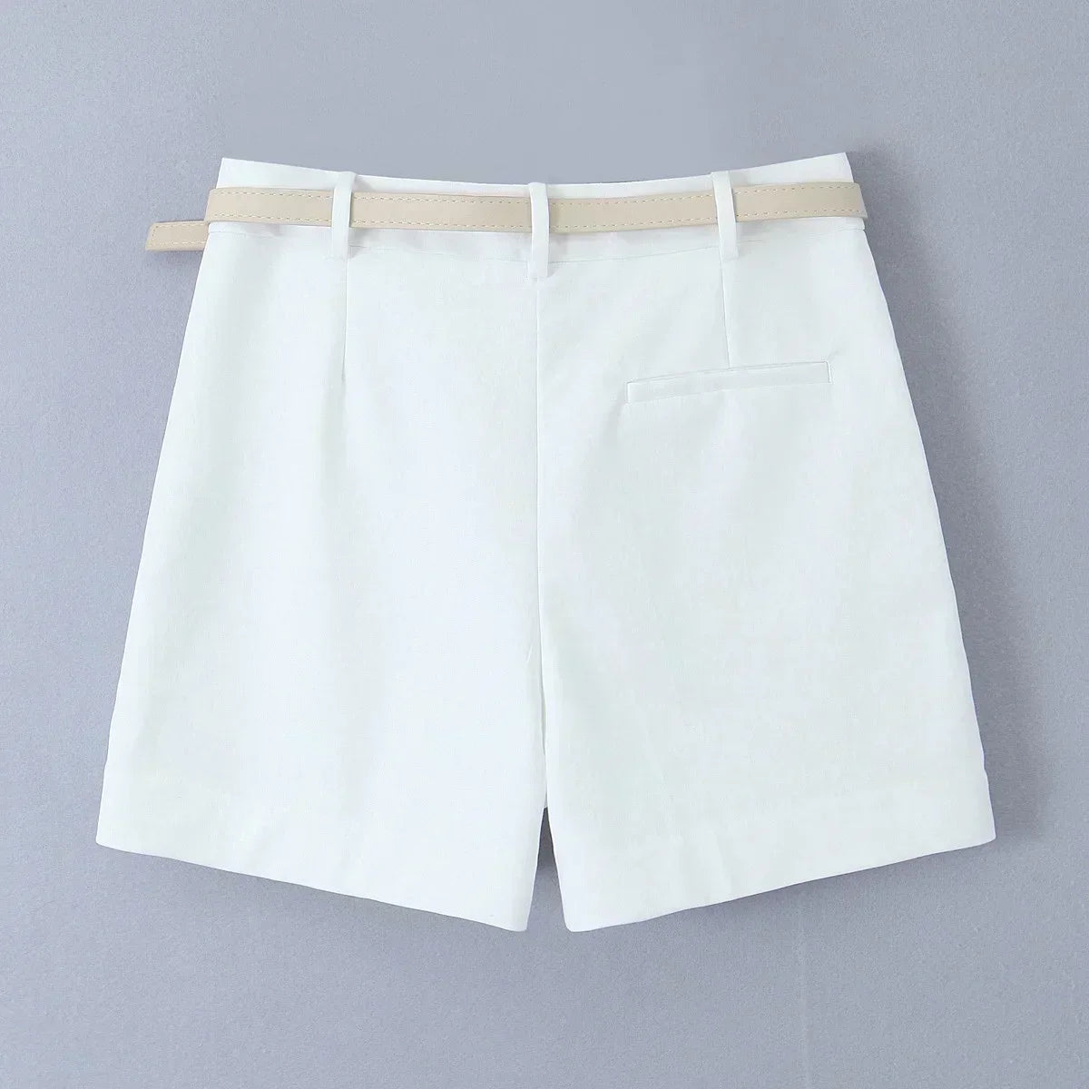 22 Women's 2024 New Chic Fashion Belt Decoration Casual Versatile Pleated Shorts Retro High Waist Side Pocket Women's Shorts