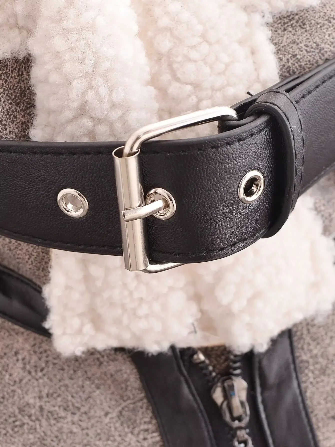 Women's Winter Fashion Casual Side Pocket Short Warm Fur Faux Leather Jacket Coat Retro Long Sleeve Zipper Women's Coat Chic Top