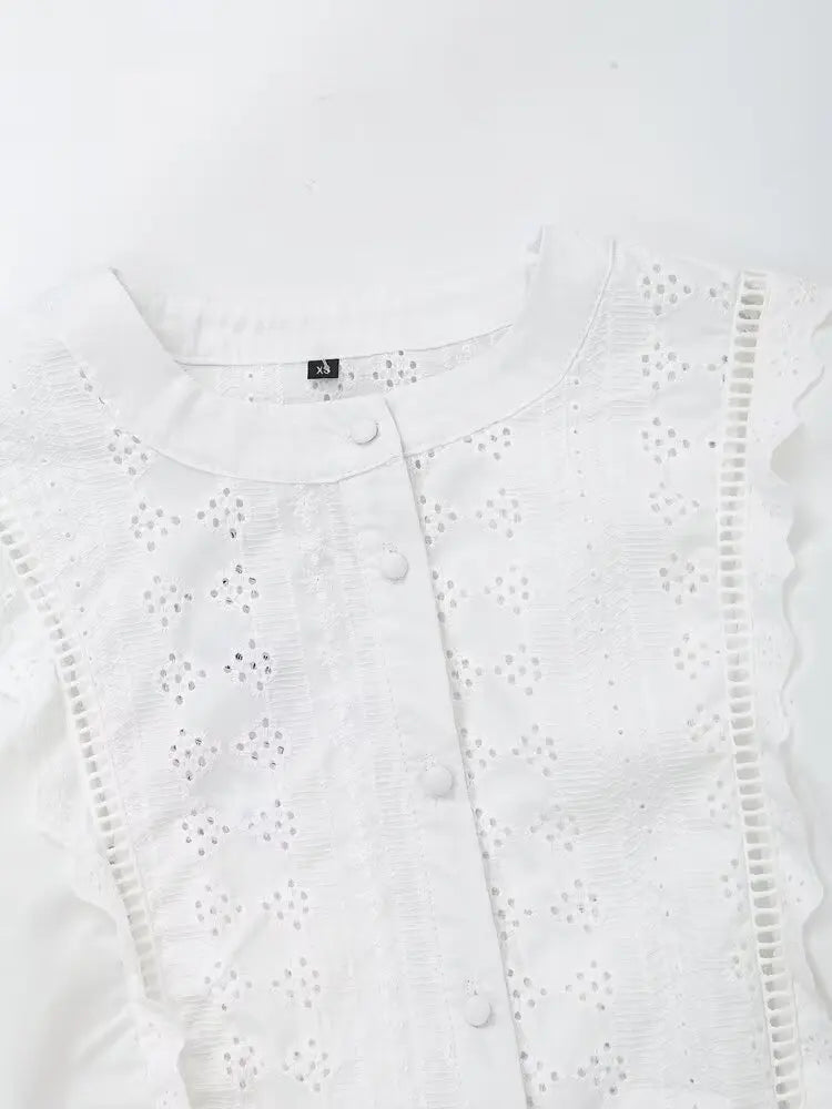 Women's new fashion slim short single breasted hollow embroidery shirt retro O-Neck long sleeved women's shirt chic top