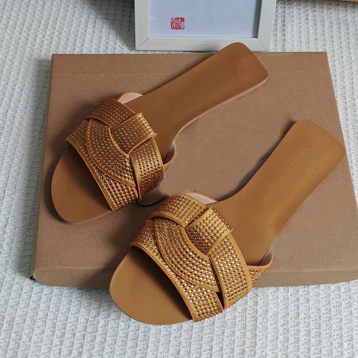 Women's New Casual Joker Drilling Flat Shoes Round Head Comfortable Sandals and Slippers