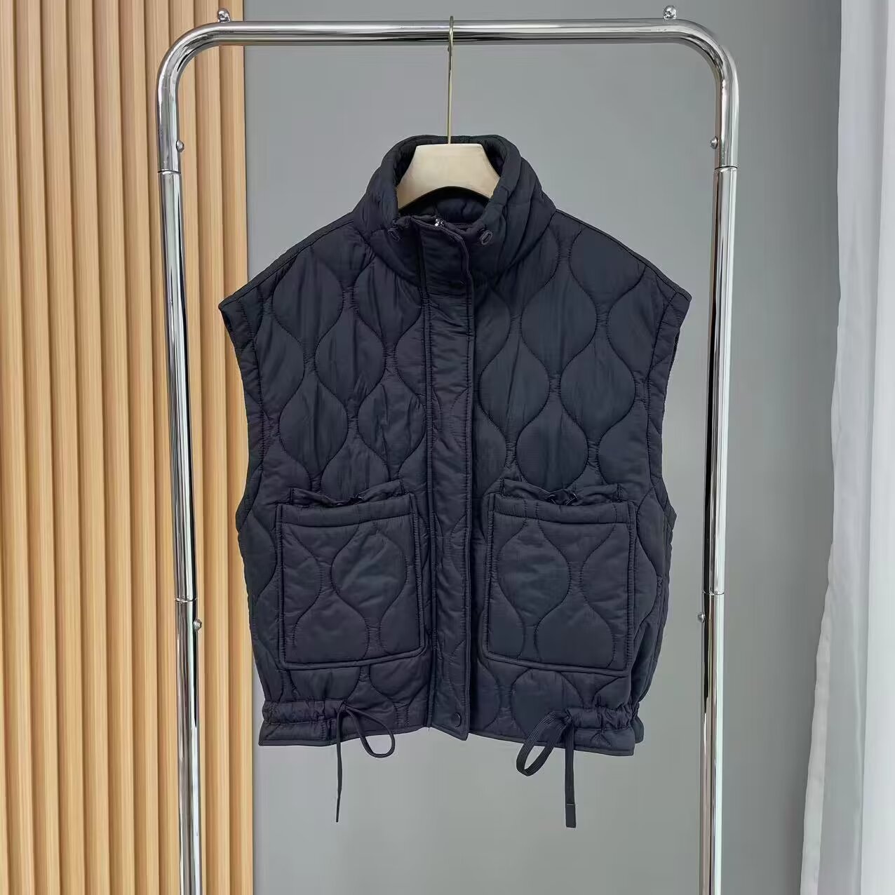 Women's sleeveless loose standing collar cotton vest