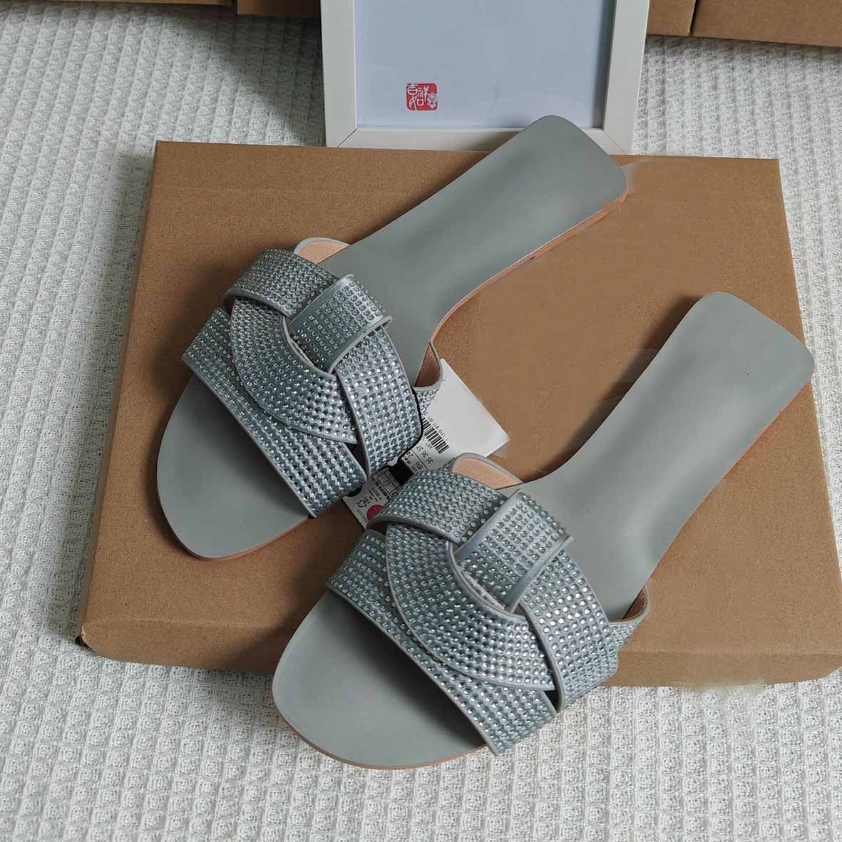 Women's New Casual Joker Drilling Flat Shoes Round Head Comfortable Sandals and Slippers