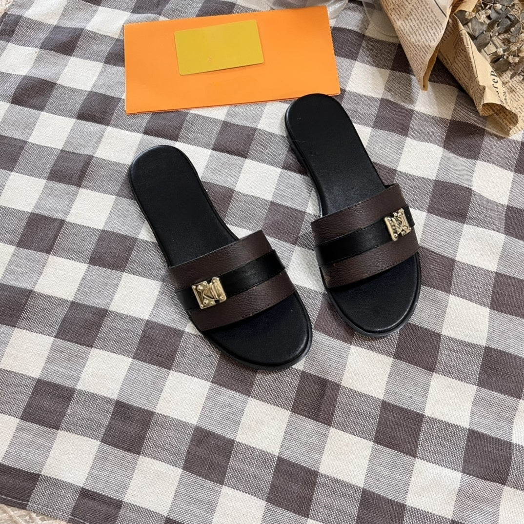 2025 Women's New Fashion Joker Metal Accessories Thin Bottom Flat Slippers
