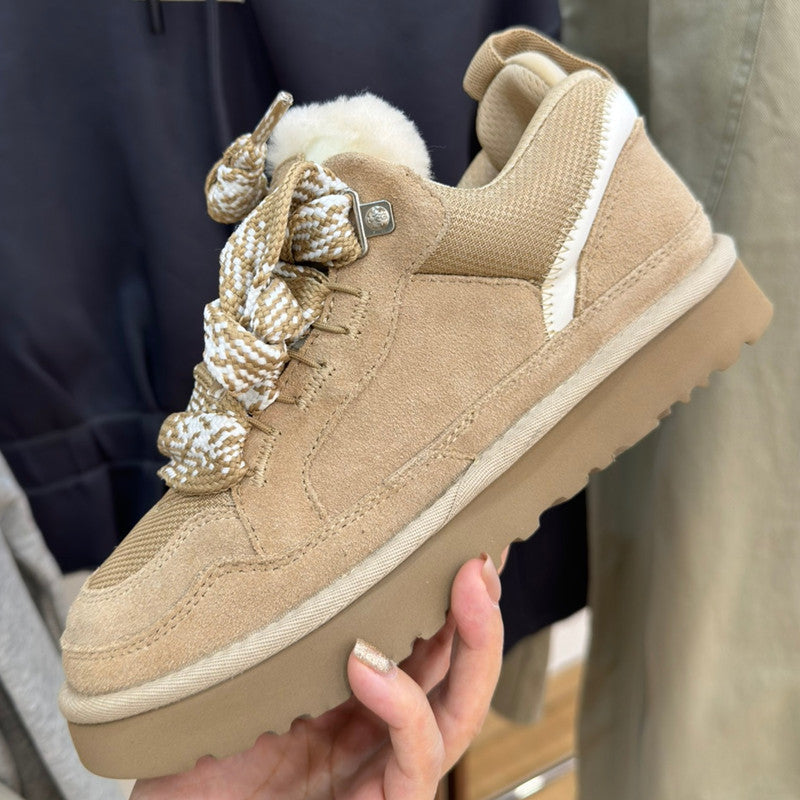 Women's lace-up thick soled padded cotton shoes with velvet for winter warmth have a shoe box