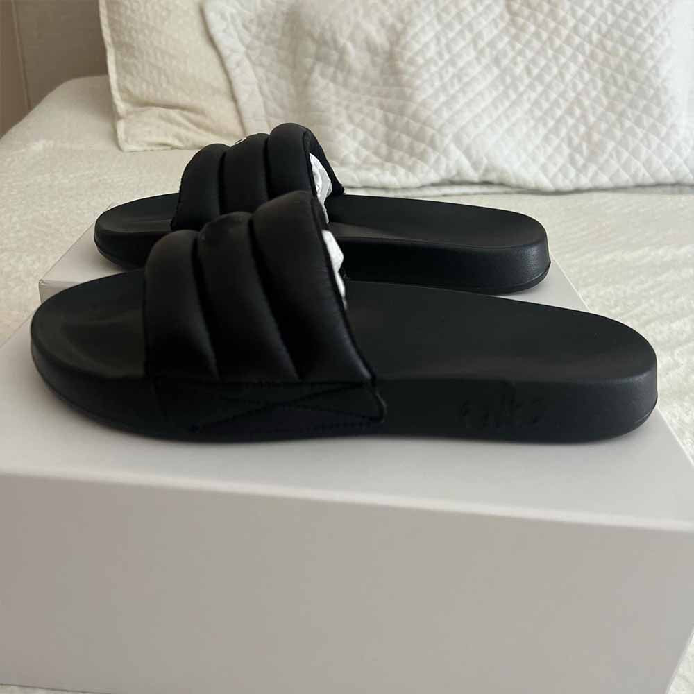 Ladies Slippers with Thick Soles and Hard Soles Home Non-slip Slippers Sponge Absorbent Slippers with Small Uppers