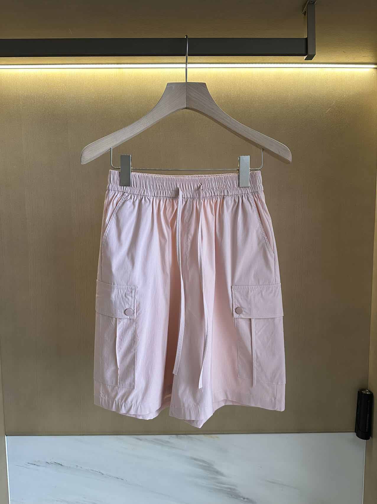 Women's 2025 New Fashion Joker Elastic Waist Quick-drying Sports Casual Shorts