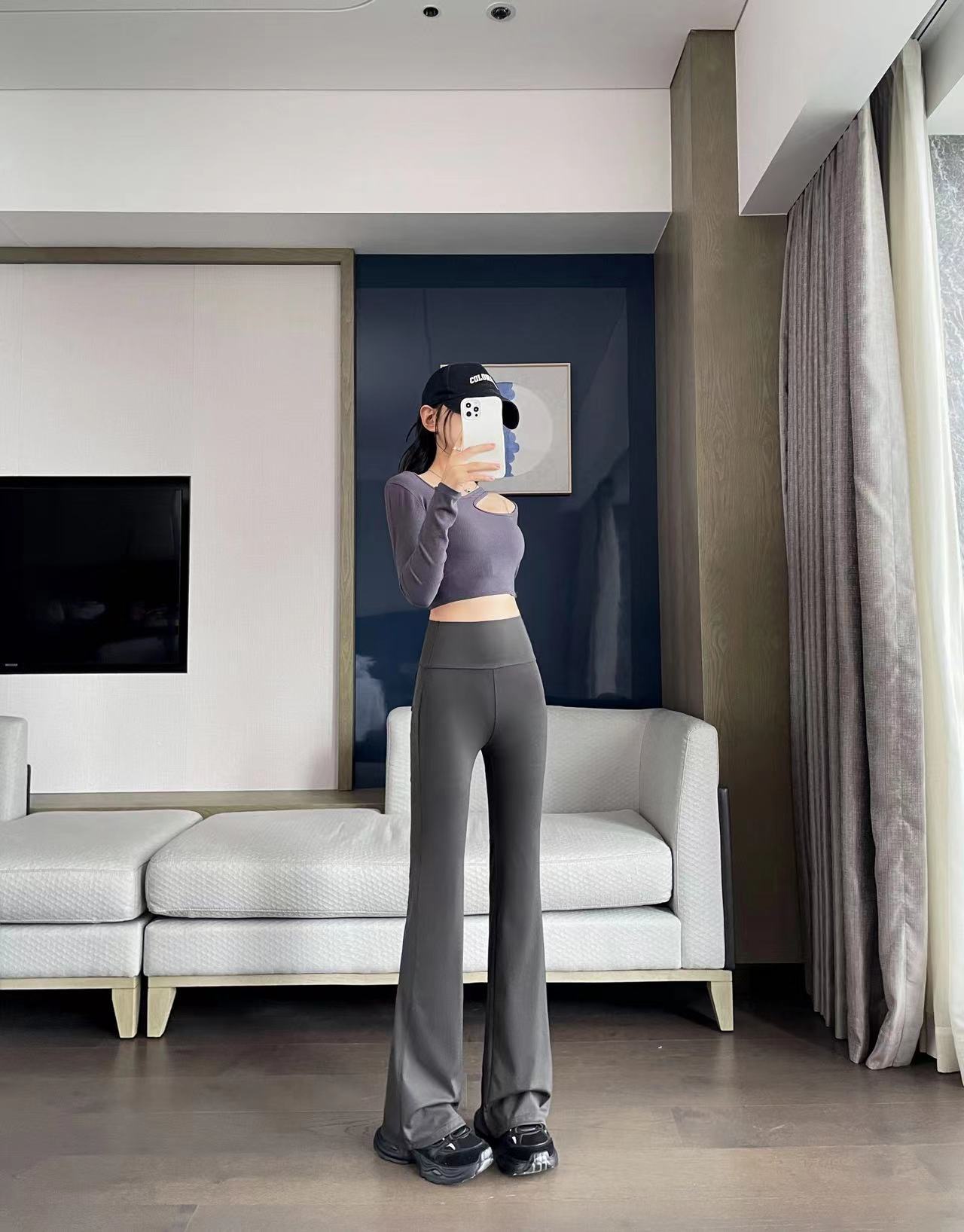 LU Women's new tooling back pocket micro-bell pants wearing shark skin high waist belly shark pants casual pants slightly.