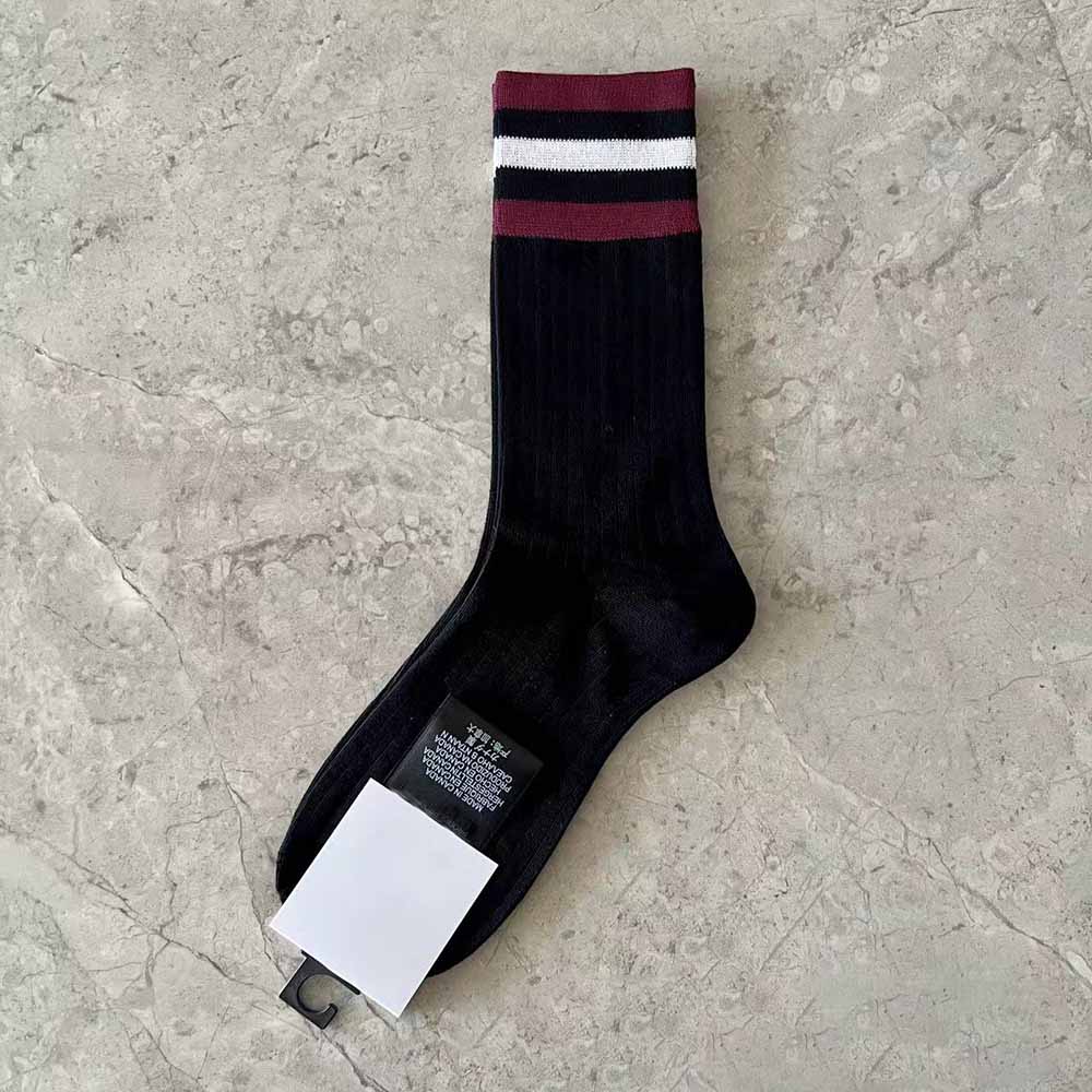 Men's and Women's New Socks Three Bars Fashion Joker Pile Socks, Embroidered Socks Black, White, Gray and Solid Color Leisure Socks.