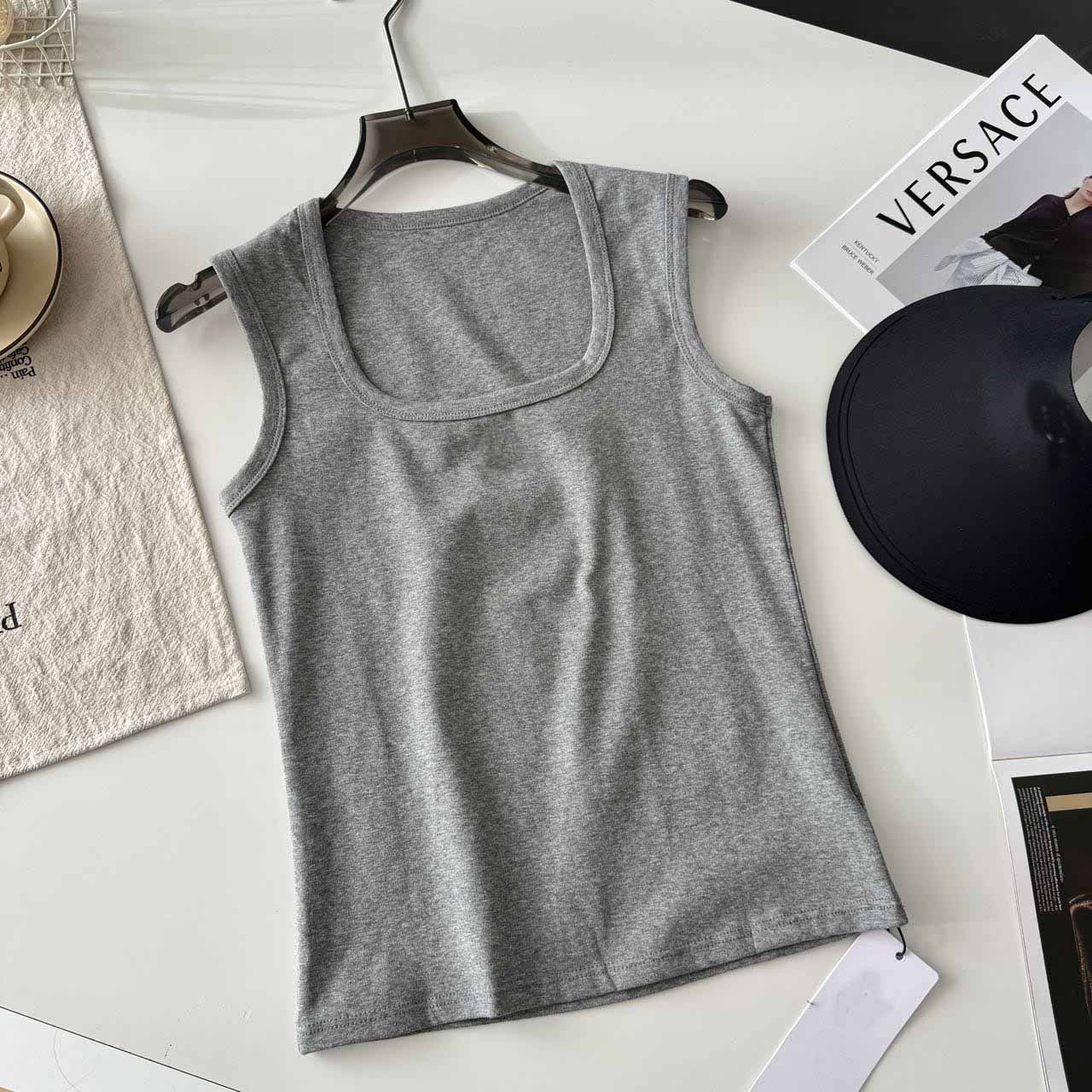 Women 2025 New Fashion Matching Wear alone or as an inner layer High-quality ribbed fabric